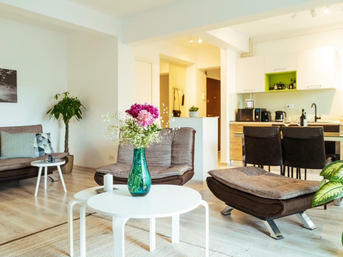 Bright And Spacious Central Apartment- Piata Amzei Букурещ Екстериор снимка